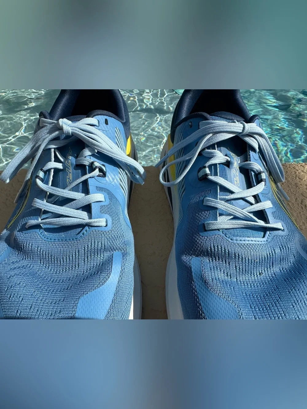 Altra Paradigm 7 Blue Foot Shape Running Shoes ALOA85N7440 Size 9.5 Wide in VGC
